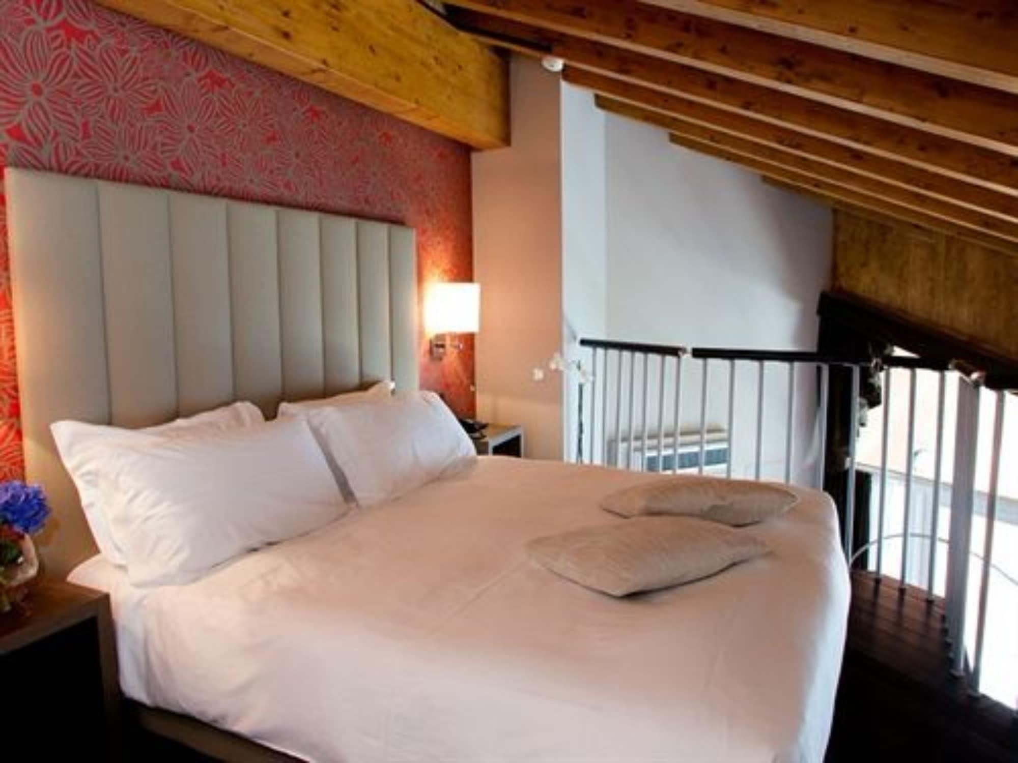 Hotel L'Approdo Петтенаско Экстерьер фото