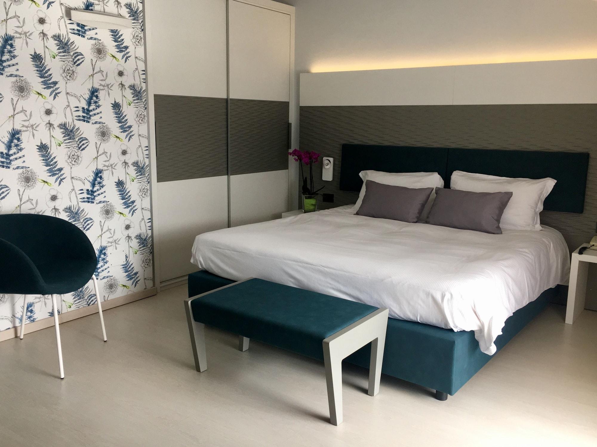Hotel L'Approdo Петтенаско Экстерьер фото