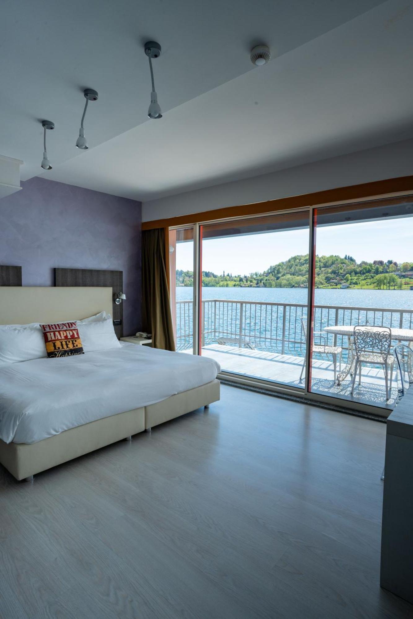 Hotel L'Approdo Петтенаско Экстерьер фото